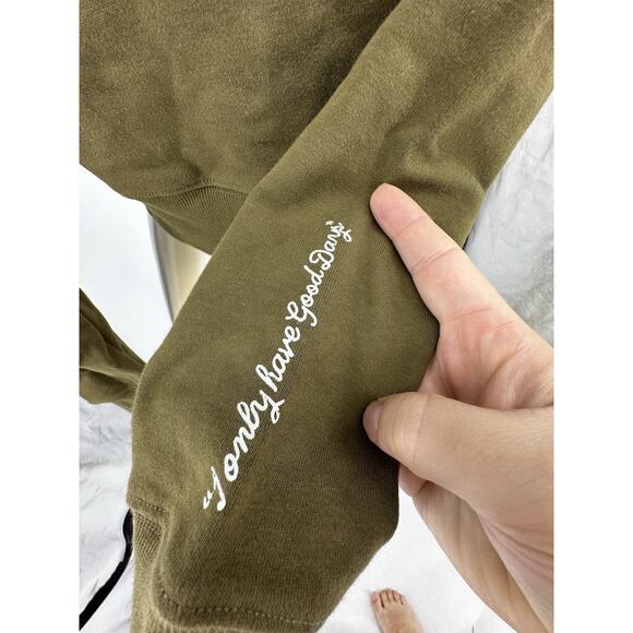 NEW Flag Nor Fail Small Women Cropped Hoodie Sweatshirt Graphic Print 7-1k - Picture 6 of 8